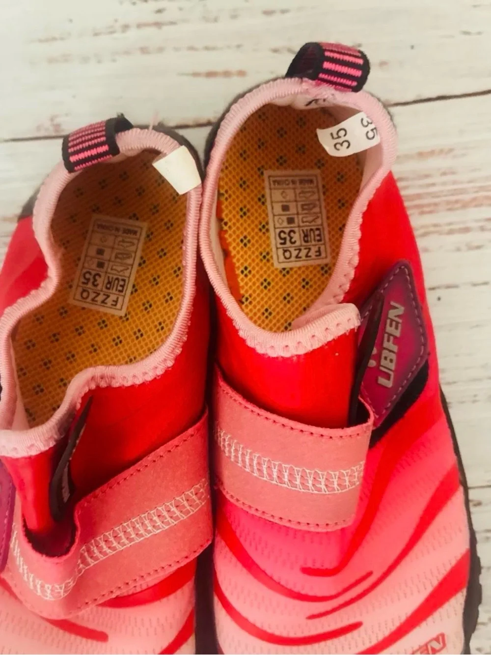 Ubfen Kids Girls Water Shoes - Pink/Red